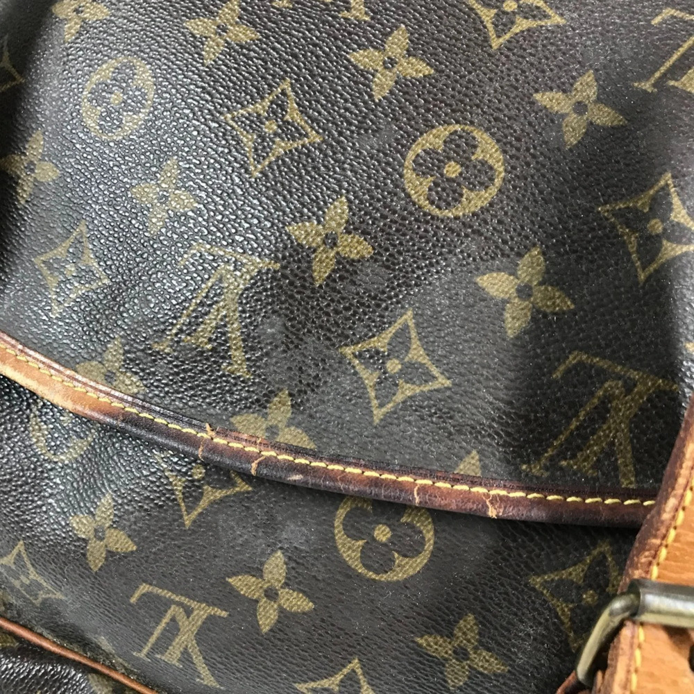 LOUIS VUITTON Brown Monogram Canvas Shoulder Bag - Picture 9 of 16